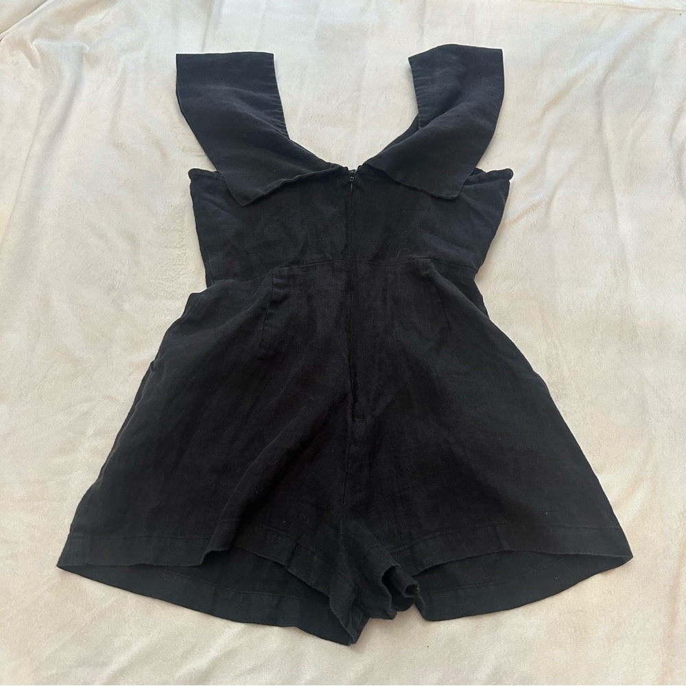 Reformation Black Off-Shoulder Frankie Romper Size 2 - 51746 - Picture 9 of 14